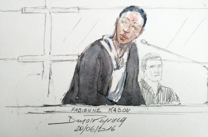 Croquis d'audience, le 20 juin 2016, de Fabienne Kabou lors de son procès à la cour d'assises de Saint-Omer, dans le Pas-de-Calais