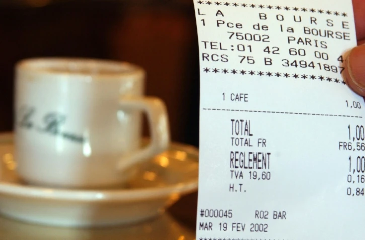 La fin de l'impression systématique du ticket de caisse papier entre en vigueur ce mardi, malgré une inflation encore élevée