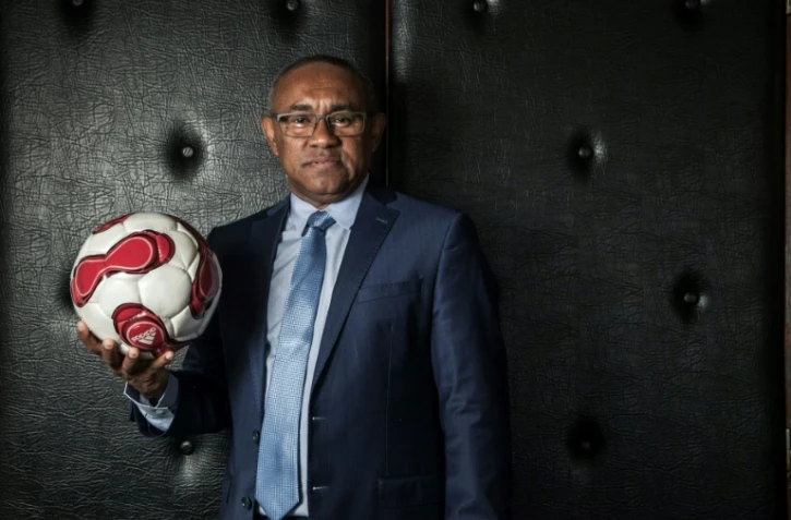 Ahmad Ahmad, président de la fédération malgache de football, pose au siège de l'instance, le 13 février 2017   