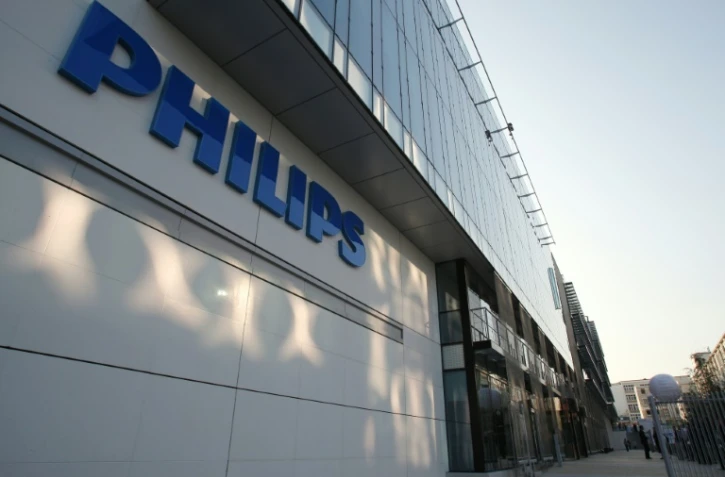 Philips va supprimer 230 emplois dans ses deux derniers sites de production d'éclairage en France, dont celui de Lamotte-Beuvron (Loir-et-Cher), voué à fermer, selon une source syndicale