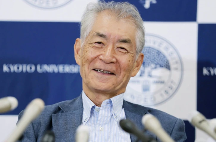 Le Japonais Tasuku Honjo, lauréat lundi du prix Nobel de médecine 2008, donne une conférence de presse à Kyoto le 1er octobre 2018