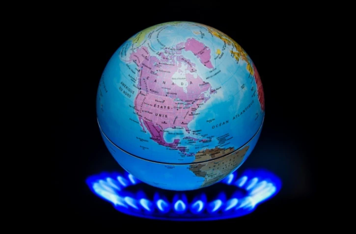 Pour les onze premiers mois de l'année, la température à la surface des océans et des terres s'est située 0,93 degré Celsius au-dessus de la moyenne du XXe siècle (14 degrés)