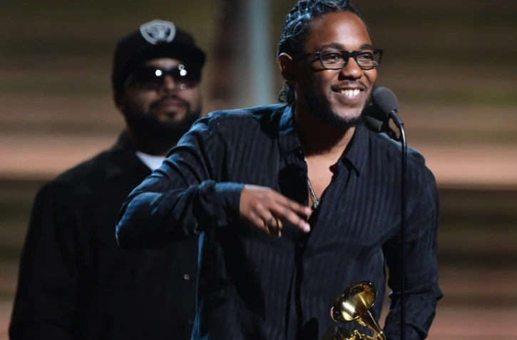 Le rappeur Kendrick Lamar récompensé le 15 février 2016 à Los Angeles
