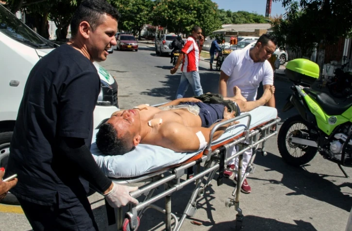 Un policier blessé dans l'attaque à l'explosif d'un commissariat dans la ville portuaire de Barranquilla (nord de la Colombie), attribuée par les autorités à des trafiquants de drogue, le 27 janvier 2018