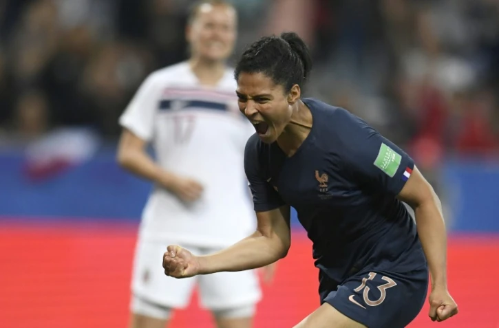 Valérie Gauvin ouvre la marque pour la France contre la Norvège au Mondial féminin, le 12 juin 2019 à Nice 
