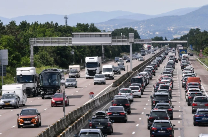 Embouteillage sur l'A7entre Lyon et Vienne, le 10 juillet 2021     