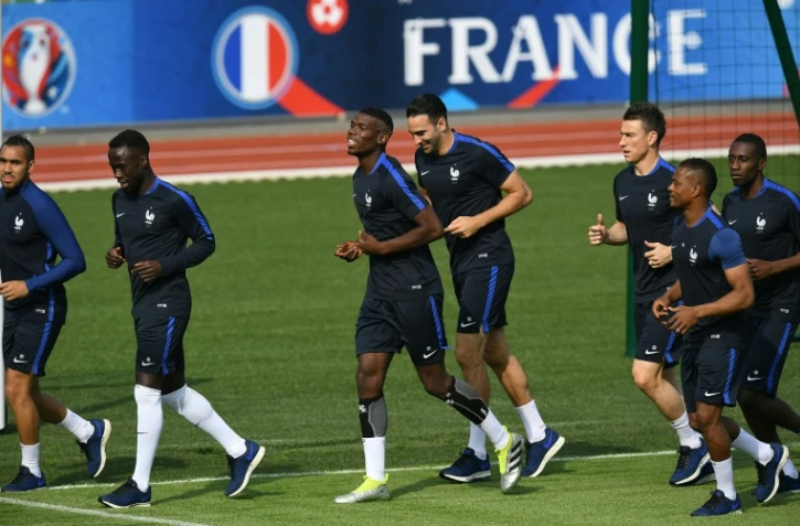 L'équipe à l'entraînement au centre technique national du football de Clairefontaine, le 6 juin 2016