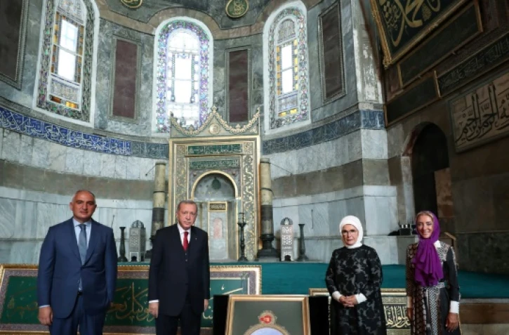 Le président turc Recep Tayyip Erdogan dans l'ex-basilique Sainte-Sophie, convrtie en mosquée, le 23 juillet 2020 à Istanbul