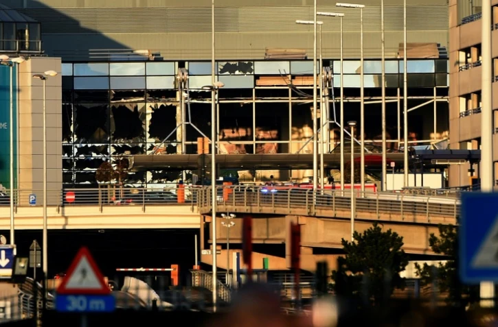 L'aéroport international de Bruxelles-Zaventem endommagé après une explosion, le 22 mars 2016