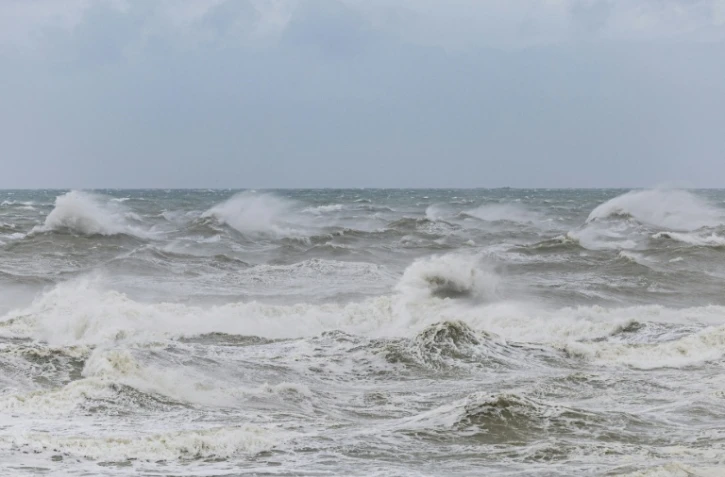 La tempête Benjamin occasionnera de "violentes rafales de vent" et de "fortes vagues" sur la façade atlantique et le littoral de la Manche jeudi matin, selon Météo France