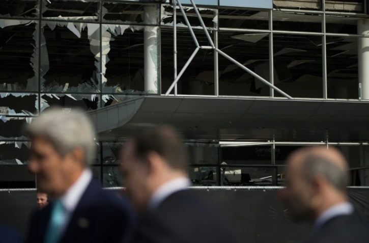Le secrétaire d'Etat américain John Kerry à l'aéroport de Bruxelles le 25 mars 2016.