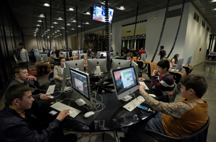 Des élèves de l'école Tumo à Erevan, le 30 avril 2019 en Arménie