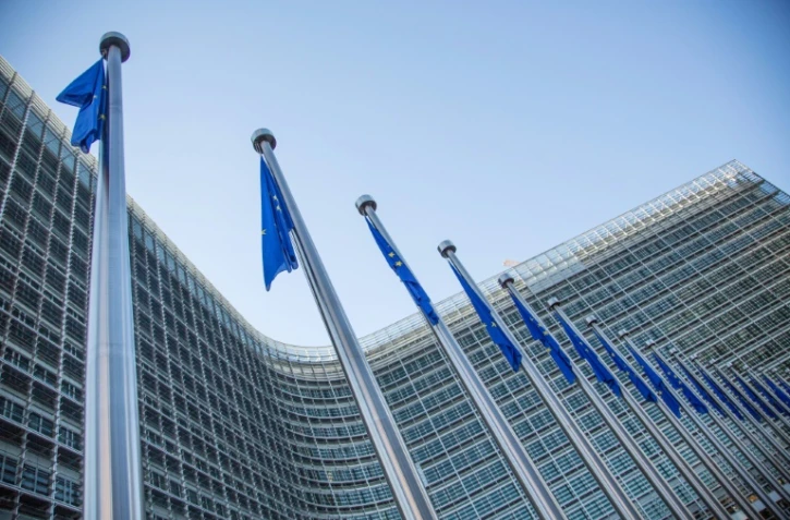 Concrètement, la Commission doit présenter une nouvelle directive prévoyant de rendre publiques - "pays par pays" au sein de l'UE - les données comptables et fiscales des multinationales