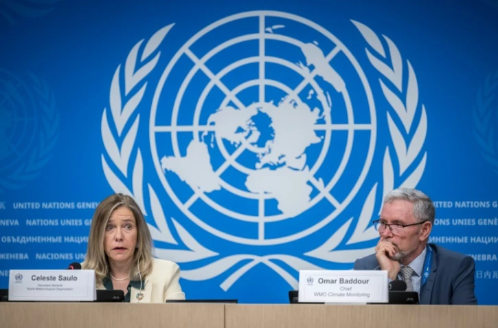 La secrétaire générale de l'OMM Celeste Saulo et le chef de la surveillance du climat de l'OMM, Omar Baddour, à Genève le 19 mars 2024