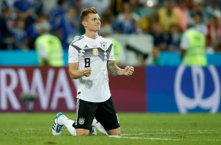 Toni Kroos exulte après avoir marqué le but de la victoire de l'Allemagne à Sotchi, le 23 juin 2018