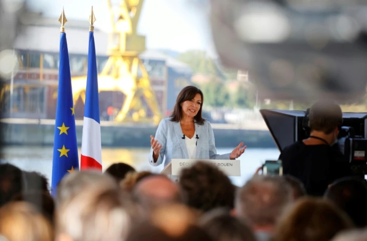 La maire de Paris Anne Hidalgo annonce sa candidature à la présidentielle le 12 septembre 2021 à Rouen