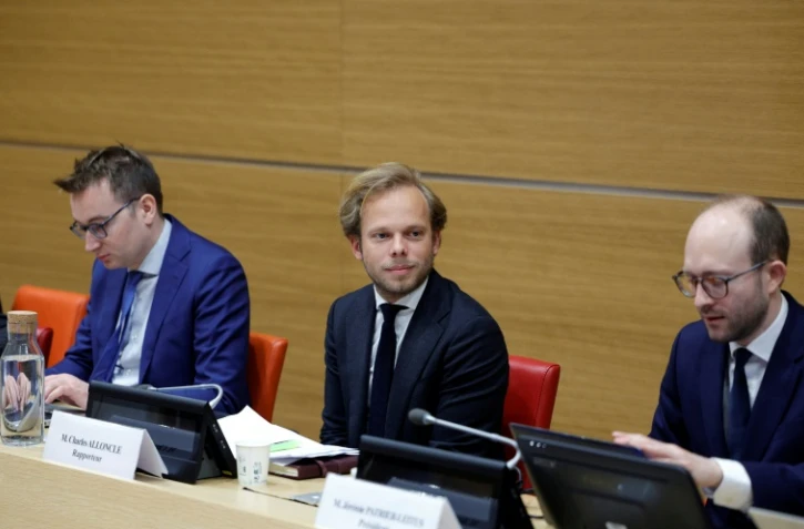 Le député UDR Charles Alloncle, rapporteur de la commission d'enquête sur l'audiovisuel public, le 8 avril 2026 à l'Assemblée nationale à Paris