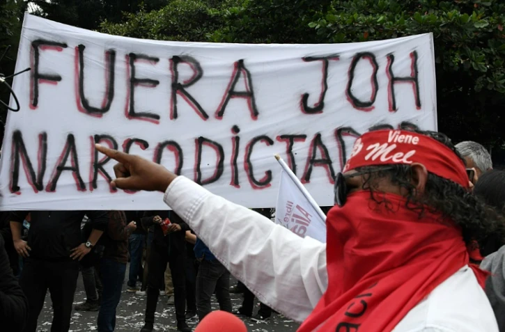 Des partisans du candidat de l'opposition à la présidentielle Salvador Nasralla manifestent, le 20 décembre 2017 à Tegucigalpa, au Honduras