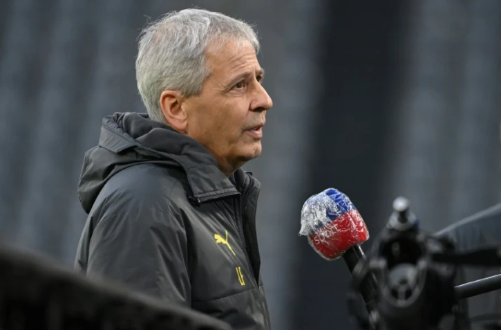 L'entraîneur suisse du Borussia Dortmund, Lucien Favre, avant le match de Bundesliga contre le Vfb Stuttgart, à Dortmund, le 12 décembre 2020