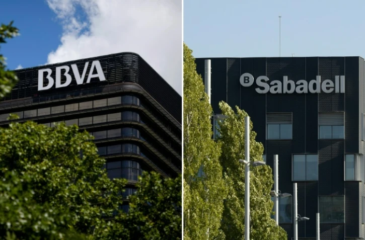 Trois jours après le rejet d'une offre amicale de fusion, la banque espagnole BBVA a lancé jeudi une offre publique d'achat sur sa concurrente Sabadell