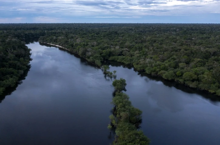 Vue aérienne du fleuve Manicoré, en Amazonie brésilienne, le 7 juin 2022