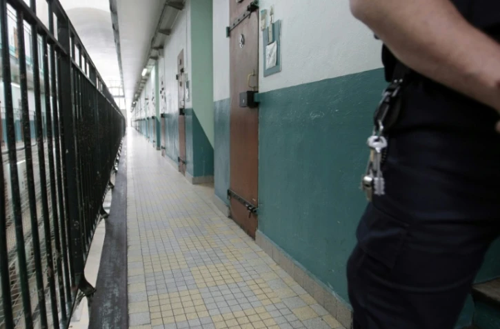 Faire dialoguer victimes et auteurs de crimes ou de délits pour apaiser, responsabiliser, prévenir la récidive et rétablir la paix sociale: "la justice restaurative" tente de s'implanter en France 