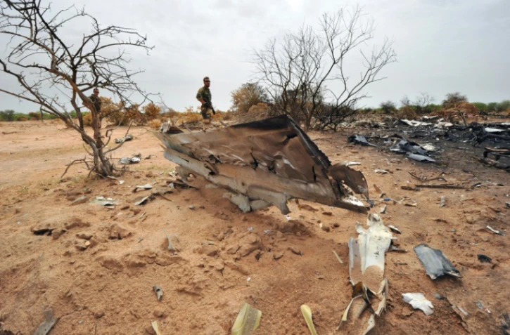 Débris de l'avion de l'Air Algérie dans la région de Gossi, au Mali, le 26 juillet 2016
