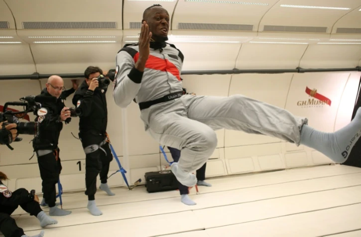 Photo fournie par Mumm et Novespace le 13 septembre 2018 d'Usain Bolt tentant de sprinter en apensanteur dans un avion survolant la France