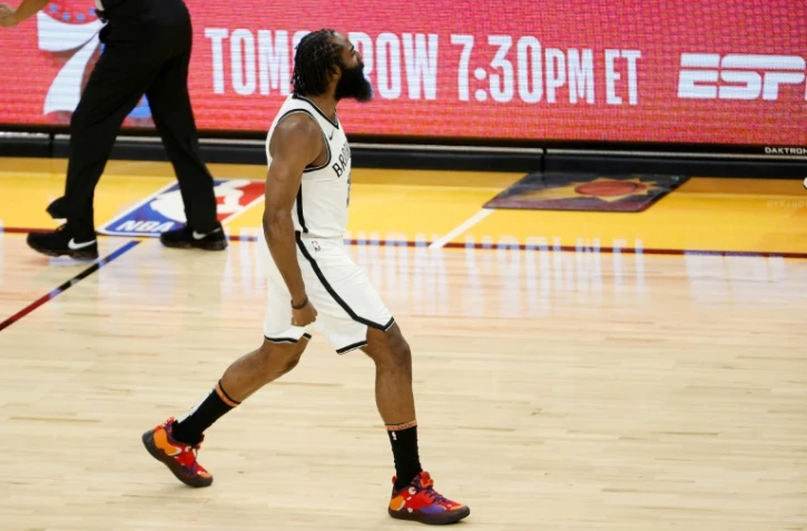 Le basketteur des Brooklyn Nets James Harden lors d'un match contre les Suns, le 16 février 2021 à Phoenix dans l'Arizona