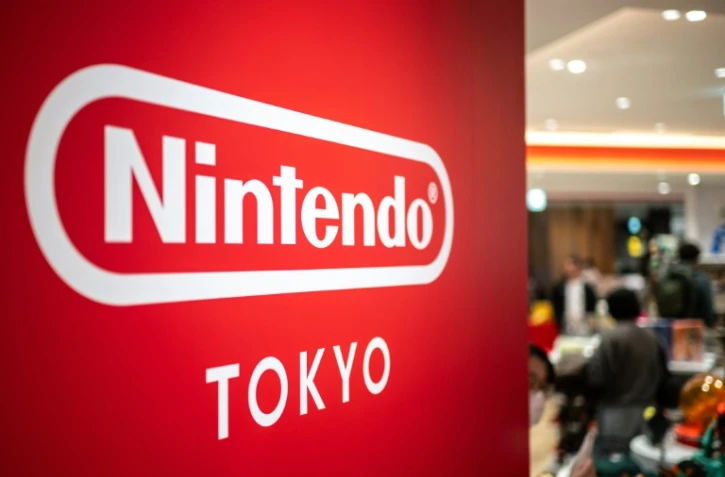 Le géant japonais des jeux vidéo Nintendo a vu son titre dévisser de 7% vendredi à la Bourse de Tokyo après la succincte présentation de sa nouvelle console, la Switch 2