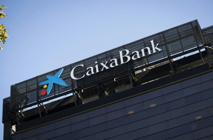 La troisième banque espagnole CaixaBank transfère , CaixaBank, a décidé de transférer son siège social hors de Catalogne "en raison de la situation politique et sociale actuelle dans la région", selon un communiqué