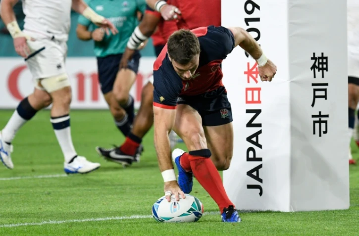 Le capitaine et ouvreur George Ford inscrit le premier essai de l'Angleterre contre les Etats-Unis au Mondial, le 26 septembre 2019 Kobe