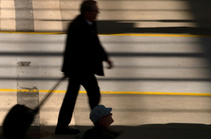 Un passager dans la Gare du Nord Ă Paris, le 24 avril 2018