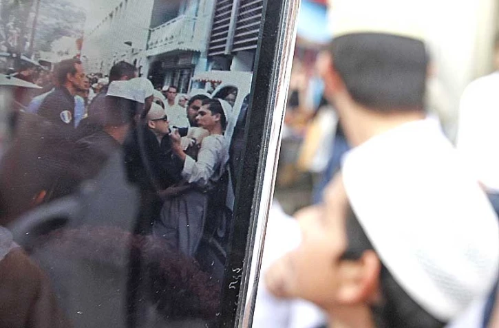 Vendredi 13 Août 2010

Arrestation et lacrymogène devant la mosquée
