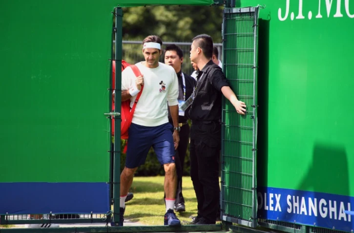 Le Suisse Roger Federer arrive pour une séance d'entraînement, le 8 octobre 2018 à Shanghai