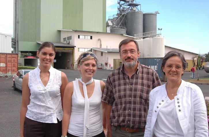 Mardi 17 août 2010 - Conférence de presse projet Nutrivol (Stéphanie Roux de la Cirad, Ellen Meterreau, chef de projet Nutrivol, François Gauvrit, directeur branche avicole et Françoise Delabaere, directrice du pôle
