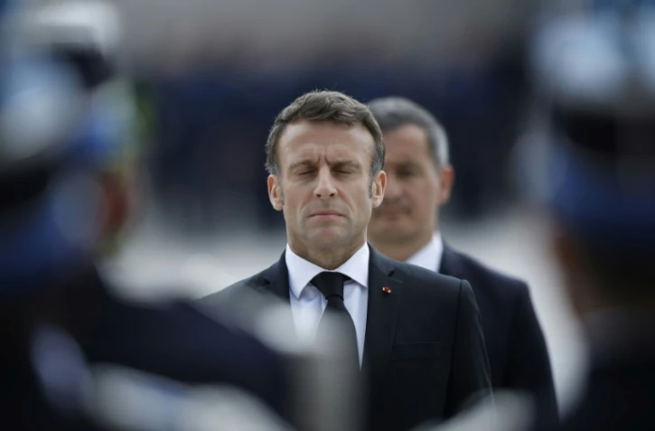 Le président Emmanuel Macron lors de l'hommage national aux trois policiers tués dans un accident, le 25 mai 2023 à Roubaix