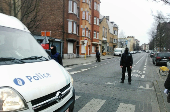 La traque du suspect numéro 1 des attentats de Paris Salah Abdeslam reprend de plus belle à Bruxelles 