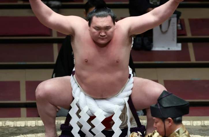 Le grand champion (yokozuna) de sumo Hakuho le 15 mars 2021 lors d'un tournoi à Tokyo