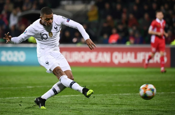 L'attaquant des Bleus Kylian Mbappé buteur lors de la victoire 4-1 face à la Moldavie lors du premier match de qualification de l'Euro à Chisinau le 22 mars 2019