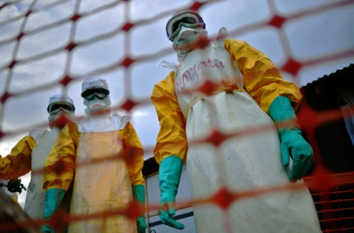 Des personnels de Médecins Sans Frontières en Sierra Leone le 14 août 2014