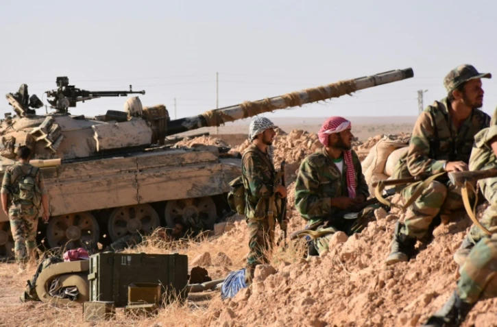 Des forces progouvernementales syriennes près de Deir Ezzor, en Syrie, le 9 septembre 2017