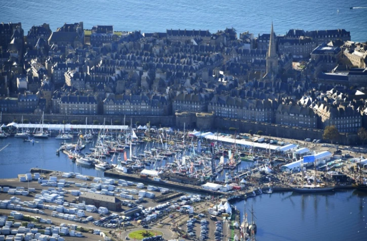 Vue aérienne du port de Saint-Malo, ville de départ de la Route du Rhum, le 2 novembre 2018