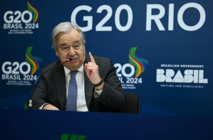 Le secrétaire général de l'ONU, Antonio Guterres, donne une conférence de presse à Rio de Janeiro le 17 novembre 2024