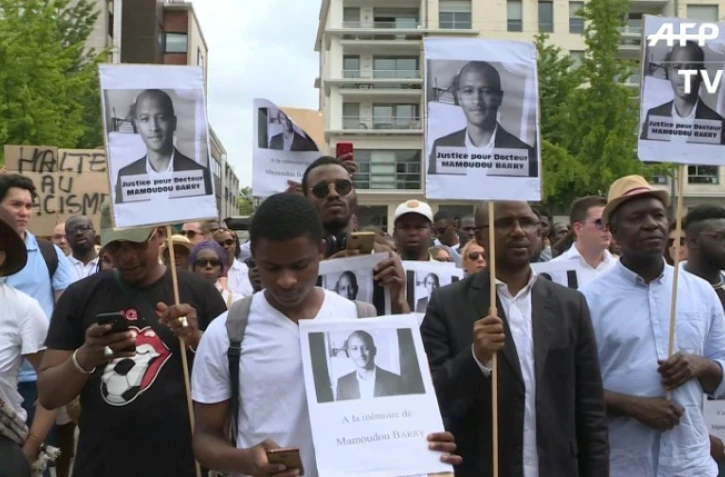 Capture d'écran d'une vidéo de l'AFPTV tournée à Rouen le 26 juillet 2019 lors de la marche blanche en hommage à Mamoudou Barry