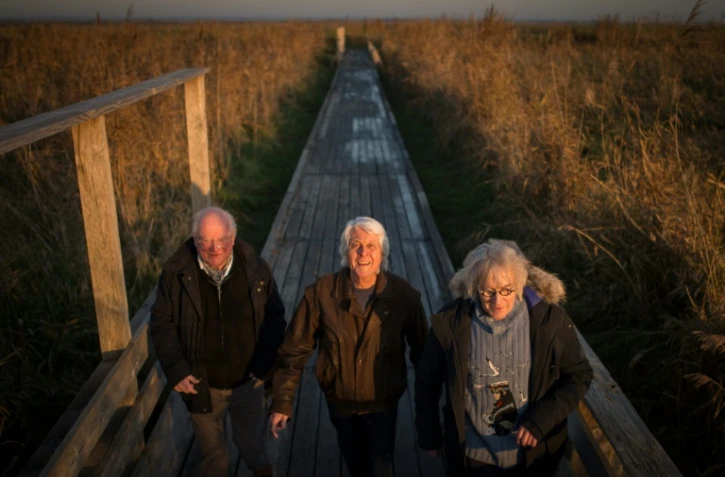 Les membres de Tri Yann - (de G à D) Jean Chocun, Jean-Paul Corbineau et Jean-Louis Jossic - posent le 4 décembre 2019 à  Lavau-sur-Loire, près de Nantes