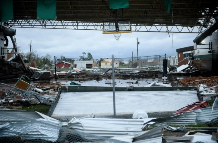 Un magasin endommagé par l'ouragan à Panama City en Floride, le 10 octobre 2018 