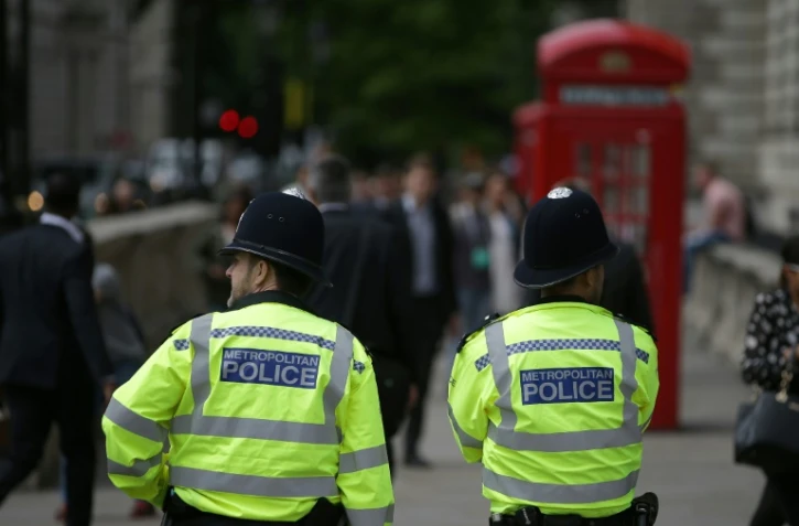 Pour la première fois de son histoire, Scotland Yard va recruter des détectives issus du public et non parmi les policiers, notamment pour faire face aux nouveaux défis de la cyber-criminalité, a annoncé la prestigieuse police londonienne.