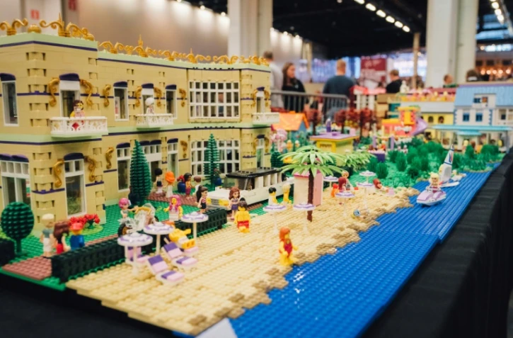 Une ville construite en briques Lego à Helsinki, le 28 septembre 2019