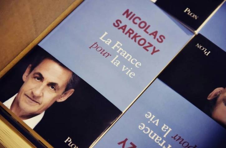 Photo du livre "La France pour la vie" de Nicolas Sarkozy postée le 21 janvier 2016 sur son compte twitter